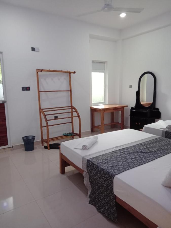 Green Star Villa جافنا الغرفة الصورة